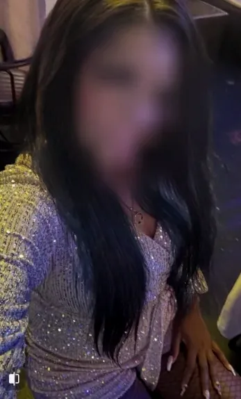 Carla, 36