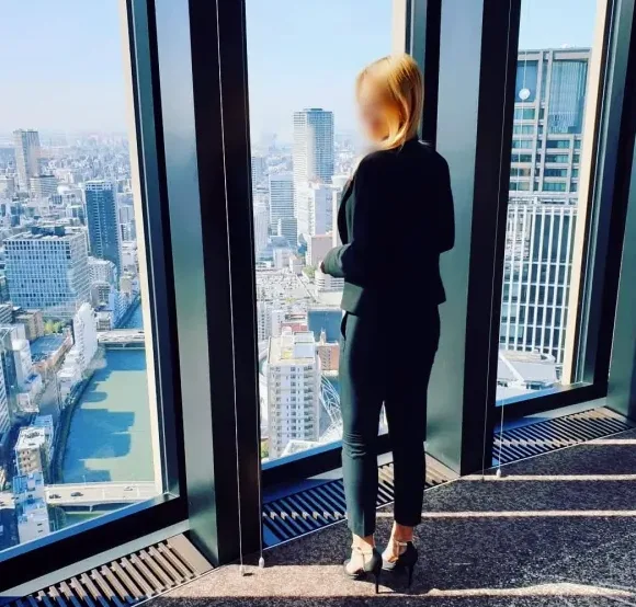 Charlotte, 32