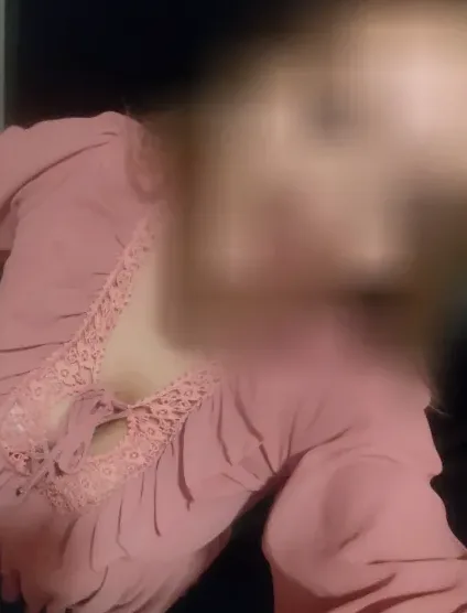 Diana, 28