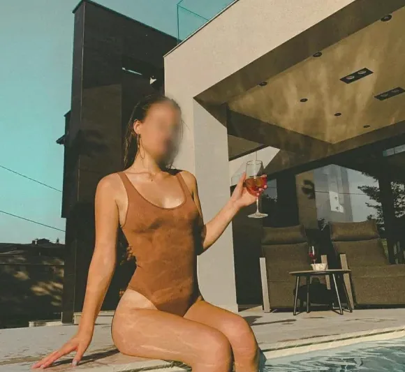 Elisa, 30