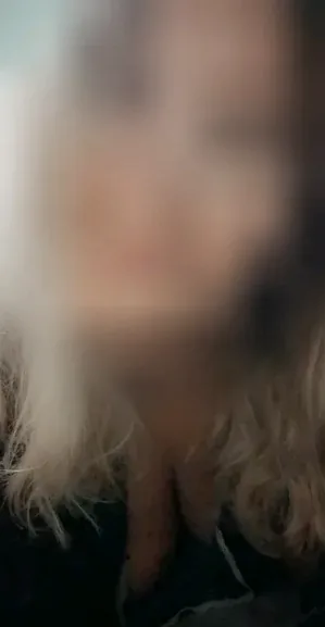 Helena, 39