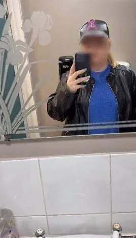 Maja, 21