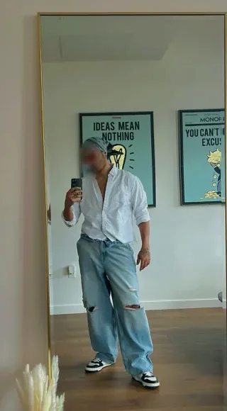 Marina, 34