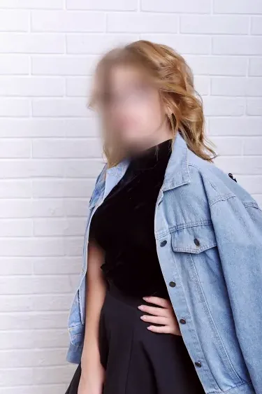 Selina, 26