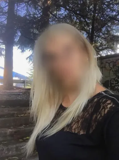 Sonja, 32